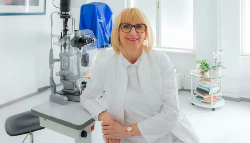 izv. prof. prim. dr. sc. Dubravka Biuk