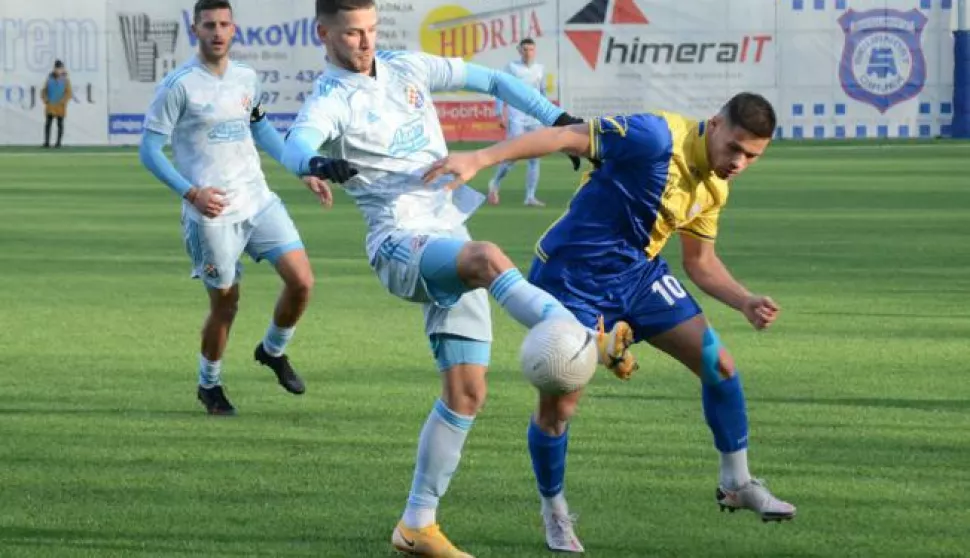 Marko Dabro (desno) danas će prijetiti vratima Croatije