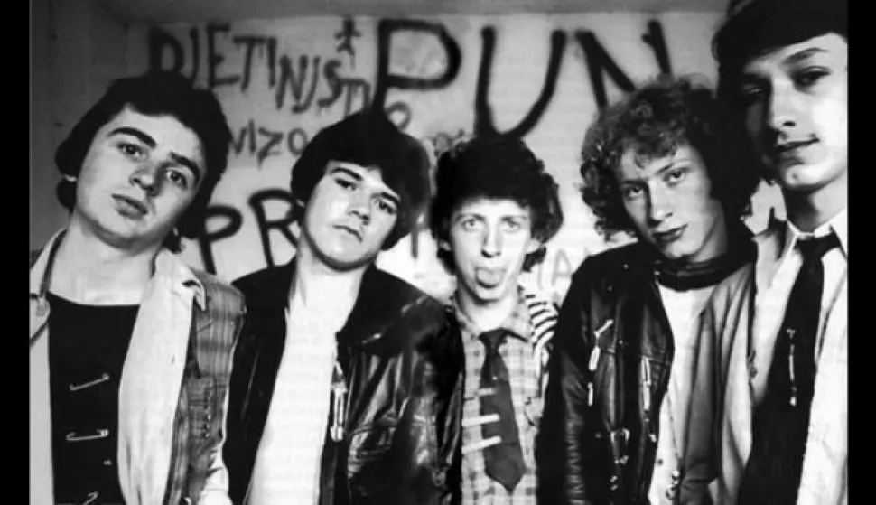 PRLJAVO KAZALIŠTE: OD PUNKA DO MAINSTREAMA