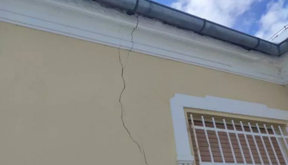 Oštećeni su nosivi zidovi zgrade koja je kulturno dobro