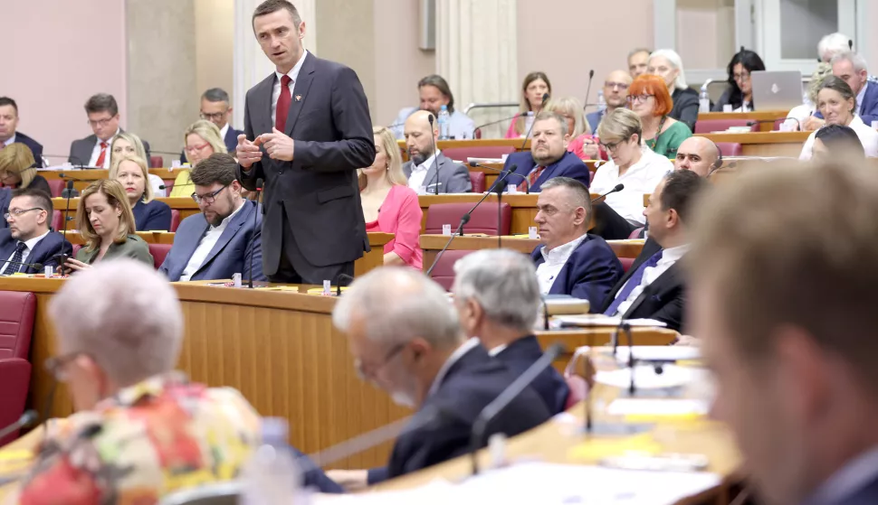 17.05.2024., Zagreb - Predstavljanje Vlade Republike Hrvatske na prvoj sjednici 11. saziva Hrvatskog sabora. Ivan Penava Photo: Patrik Macek/PIXSELL