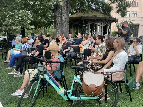 OLJK: KNJIŽEVNA VEČER S MONIKOM HERCEG