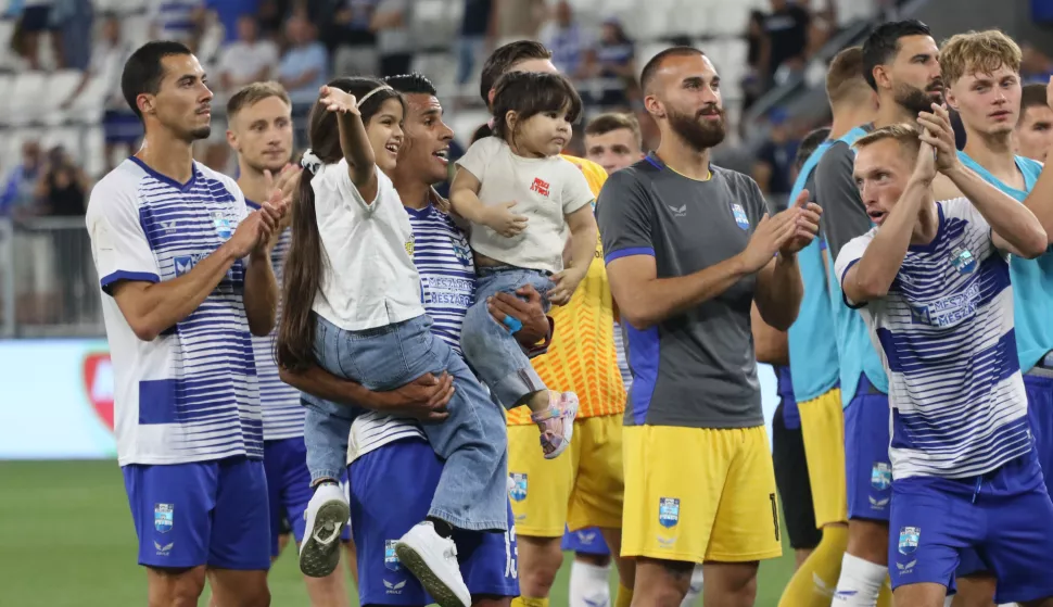 Osijek, 25. 07. 2'24, Opus Arena, Europska konferencijska liga, Drugo kolo kvalifikacija. Utakmica Osijek - FCI Levadia Tallinn. Ramon Mierez (13). Slavlje nakon utakmice.snimio GOJKO MITIĆ