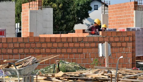 slavonija...vinkovci...17.07.2024.radove na izgradnji novog djecijeg vrtica "mali princ" obisao gradonacelnik ivan bosancic;foto Gordan Panić