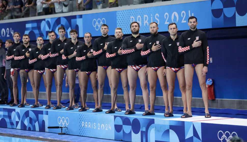 Pariz, 28.07.2024 - Vaterpolo utakmica turnira Olimpijskih igara Pariz 2024 između reprezentacija Hrvatske i Crne Gore. Na slici hrvatski reprezentativci.foto HINA/ Damir SENČAR/ ds