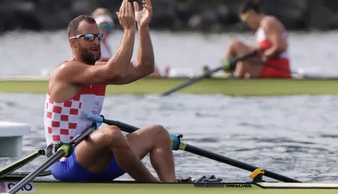 Pariz, 03.08.2024 - Ostajem u sportu i veslanju, ali ne više u samcu, kazao je trofejni hrvatski veslač, 36-godišnji Damir Martin nakon što je osvojio peto mjesto u B finalu utrke samaca na Olimpijskim igrama u Parizu.foto HINA/ Damir SENČAR/ ds