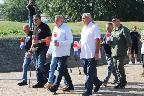 Osijek, 05. 08.2024, Kapelica mira, obilježavanje Dana pobjede i domovinske zahvalnosti, i Dana hrvastskih branitelja. Vijenci i svijeće.snimio GOJKO MITIĆ