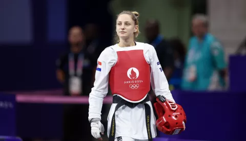 Pariz, 07.08.2024 - Hrvatska taekwondašica Lena Stojković tijekom meča protiv Josipe Kafadar iz Kanade u muzeju Grand Palais u Parizu, na Olimpijskim igrama Pariz 2024. foto HINA/ Damir SENČAR/ ds