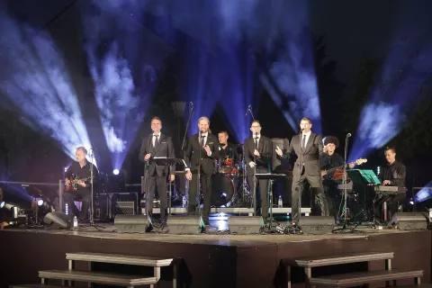 Osijek, 28. 06. 2024., Trg Vatroslava Lisinskog, OLJK, otvorenje, Obuljen, Radic, Lukic, Crnkovic, 4 tenora SNIMIO BRUNO JOBST