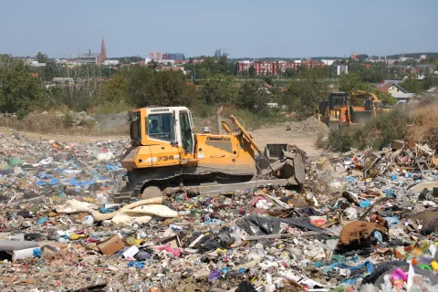 Osijek, 12. 08. 2024., Lončarica,UNIKOM, odlagalište otpada, otpad, smeće, reportaža - LončaricaSNIMIO BRUNO JOBST