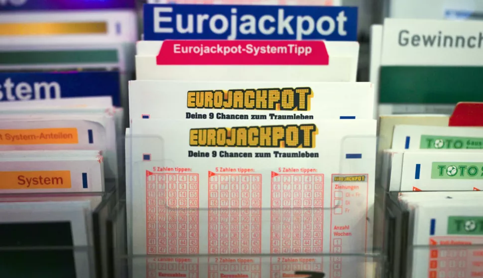 22 April 2024, North Rhine-Westphalia, Duesseldorf: Tickets for the Eurojackpot lie on a table. The numbers will be drawn on Tuesday, 23.04. 2024. If a winner comes from Germany, the German winning record would be set. Photo: Federico Gambarini/dpa Photo: Federico Gambarini/DPA