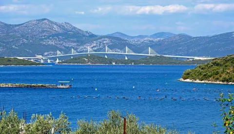 pelješac poluotok jadransko more