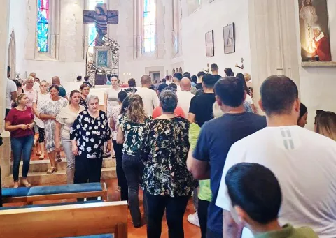 Štovatelji su od ranog jutra hodočastili Gospi Voćinskoj