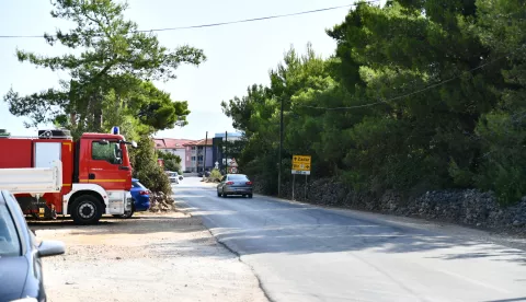 Pijani vozač naletio na peteročlanu obitelj na Viru, majka poginula