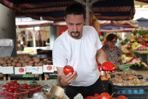 Osijek, 14. 08. 2024., Tržnica, Bistro Sloboda, Saša Vojnović - chef SNIMIO BRUNO JOBST