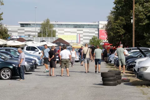 Osijek, 25. 08. 2024., autotržnica, reportažaSNIMIO BRUNO JOBST