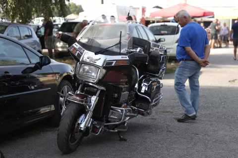 Osijek, 25. 08. 2024., autotržnica, reportažaSNIMIO BRUNO JOBST