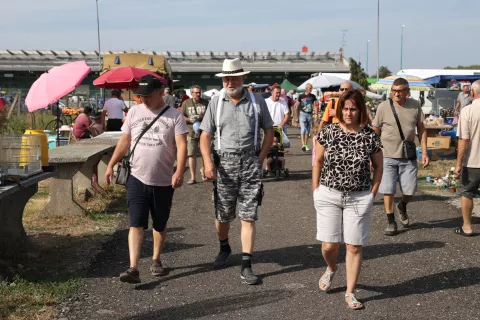 Osijek, 25. 08. 2024., autotržnica, reportažaSNIMIO BRUNO JOBST