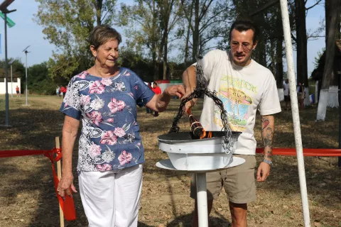 Brođanci, 25. 08. 2024, 50. Olimpijada starish sportova u Brođancima. Mihmohod i natjecanja. Kaja Ileš i Blaženko Lacković.snimio GOJKO MITIĆ