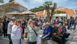 18.04.2024., Stara Gradska jezgra, Dubrovnik - Velik broj turista svakodnevno posjecuje Dubrovnik. Photo: Grgo Jelavic/PIXSELL