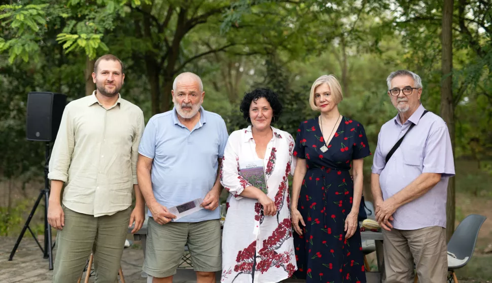 Na slici s lijeva Mislav Matišić, Dubravko Marijanović, Andrea Ipša, Vlasta Markasović i Josip Cvenić.