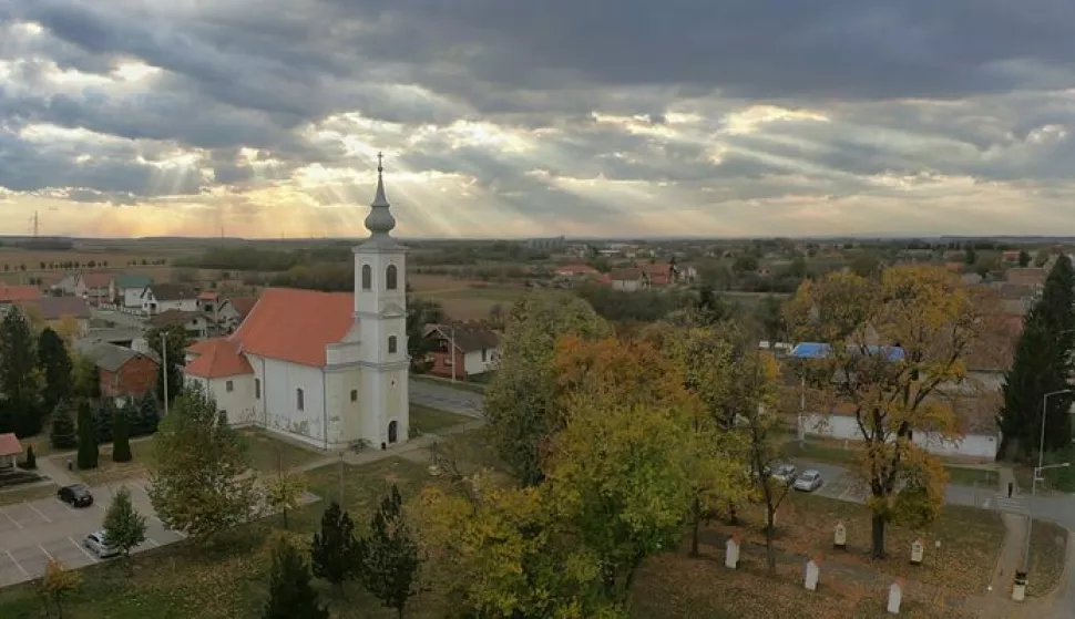 SEMELJCIŽupa Rođenja Blažene Djevice Marije Semeljci 