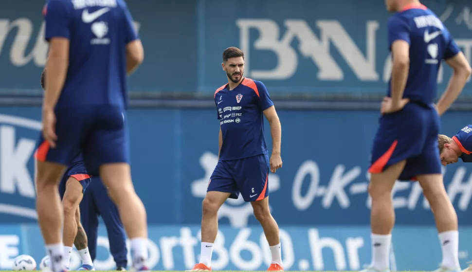 Zagreb, 04.09.2024 - Trening Hrvatske nogometne reperzentacije na maksimirskom stadionu pred utakmice Lige nacija protiv Portugala i Poljske. Na slici Josip Šutalo.foto HINA/ Damir SENČAR/ ds