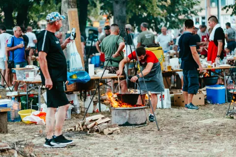 BELI MANASTIR - Prvenstvo Hrvatske u kuhanju ribljeg paprikašarujan 2024.