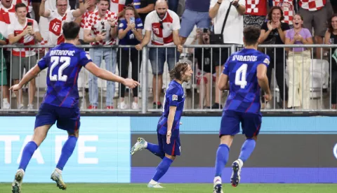 Osijek, 08.09.2024 - Utakmica nogometne Lige nacija između Hrvatske i Poljske na Opus Areni u Osijeku. Na slici Luka Modrić slavi postignuti zgoditak.foto HINA/ Damir SENČAR/ ds