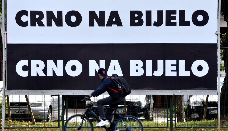 Zagreb, 10.09.2024 (novosti) - Crna na bijelo nova je stranka na hrvatskoj politickoj sceni a njen utemeljitelj Mario Radic po Zagrebu je povjesao jumbo-plakate, ilustracija uz tekst D.Cigleneckog.foto Davor Kovacevicnovosti