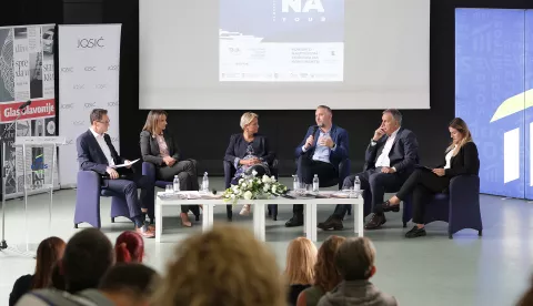 Osijek, 13. 09. 2024., EFOS, Aula glagoljica, II. PANONA Tour, PANONA Tour, forum o nautičkom turizmu na kontinentu, Glas Slavonije, Vinarija Josić, ACI, panel,SNIMIO BRUNO JOBST