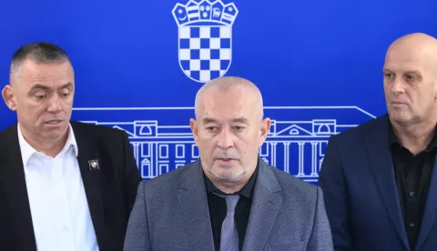 Zagreb,20.9.2024. Predstavnici DP-a predstavili su u Hrvatskom saboru svog novog zastupnika Predraga Mišića. Na slici Predrag Mišić i Stipo Mlinarić Ćipe.foto HINA/ Tomislav Pavlek/ tp