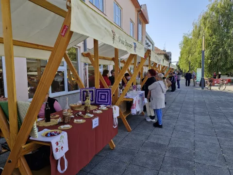 BELI MANASTIR - Mirovna grupa Oaza organizirala je tradicionalni Sajam udruga Baranjerujan 2024.