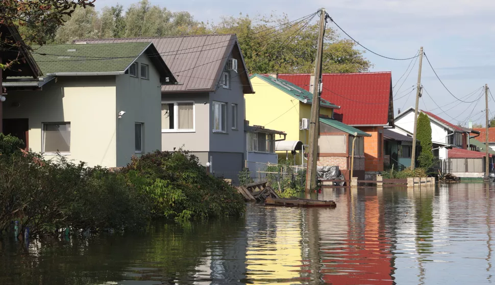 Aljmaš, 26. 09. 2024., Aljmaš, Dunav, Dunav - poplava, poplava, ušće Drave u Dunav, ušće Dunav - Drava, vikend naselje, reportažaSNIMIO BRUNO JOBST