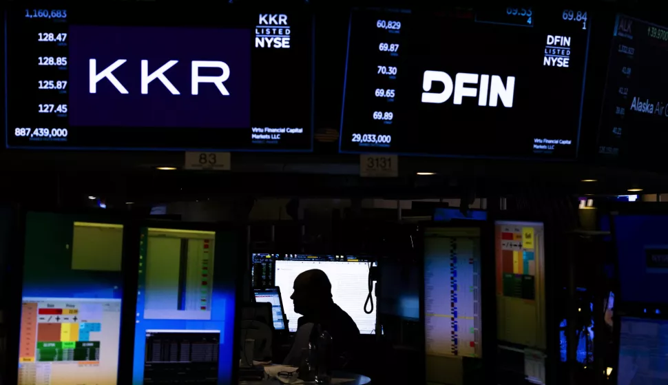 epa11612659 A trader works on the floor before news of the United States Federal Reserve decision to lower interest rates for the first time since 2020 at the New York Stock Exchange in New York, New York, USA, on 18 September 2024. EPA/JUSTIN LANE