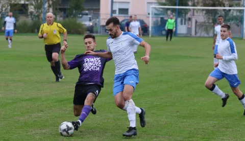 Osijek, 05. 10. 2024, Igralište na Zelenom polju. Nogomet, Olimpija - Slavonac (Tenja), Prva ŽNL Osječko - baranjska.snimio GOJKO MITIĆ