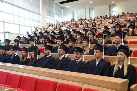 Osijek, 14. 10. 2024., FAZOS, Aula Magna, Svečana promocija doktora medicine prvostupnika, magistri medicinsko-laboratorijske dijagnostikeSNIMIO BRUNO JOBST