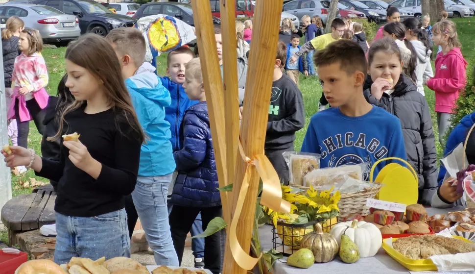 Jesenski sajam u OŠ dr. Franje Tuđmana