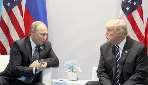 epa06073356 Russian President Vladimir Putin (L) and US President Donald J. Trump (R) meet on the sidelines of the G20 summit in Hamburg, Germany, 07 July 2017. The G20 Summit (or G-20 or Group of Twenty) is an international forum for governments from 20 major economies. The summit is taking place in Hamburg from 07 to 08 July 2017. EPA/MICHAEL KLIMENTYEV/SPUTNIK/KREMLIN POOL/POOL MANDATORY CREDIT