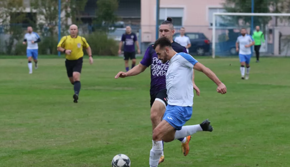 Osijek, 05. 10. 2024, Igralište na Zelenom polju. Nogomet, Olimpija - Slavonac (Tenja), Prva ŽNL Osječko - baranjska.snimio GOJKO MITIĆ