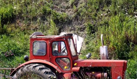 SNIMIO DAVOR KIBEL,VLADISLAVCI, 26.08.2008.TRAKTOROM SLETIO U KANAL I POGINUO..