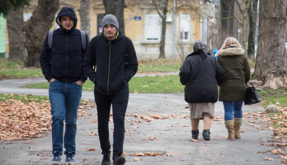 OSIJEK- 11.02.2021., nagla promjena vremena, zahlađenje, jak vjetar i hladnoća je prognoza sljedećih nekoliko dana, slobodnjak.Foto: Andrea Ilakovac