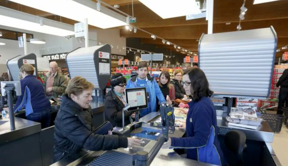 snimio Davor KIBEL,Osijek, 17.03.2016.  Lidl, Čepinska, Otvaranje obnovljene trgovine Lidl