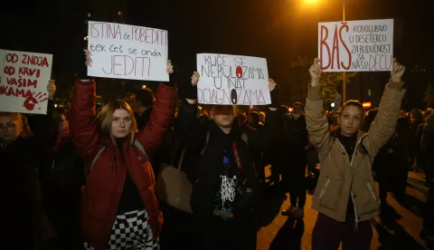 05, November, 2024, Novi Sad - The citizens' protest in Novi Sad started at the scene of the tragedy at the Railway Station, and then the gathered people moved to the City Hall.Photo: F.S./ATAImages05, novembar, 2024, Novi Sad - Gradjanski protest u Novom Sadu je poceo na mestu tragedije na Zeleznickoj stanici, a potom su okupljeni krenuli na Gradskoj kuci. Photo: F.S./ATAImages Photo: F.S./ATAImages/PIXSELL