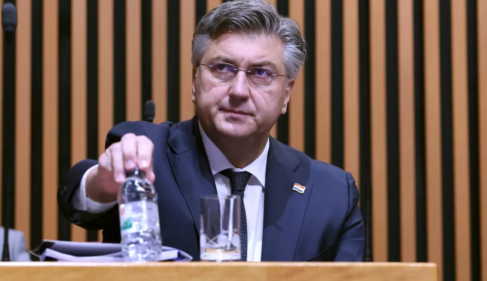 15.10.2024., Zagreb - Predsjednik Vlade Andrej Plenkovic dosao je u sabornicu i podnosi Saboru izvesce o radu Vlade Republike Hrvatske. Photo: Patrik Macek/PIXSELL