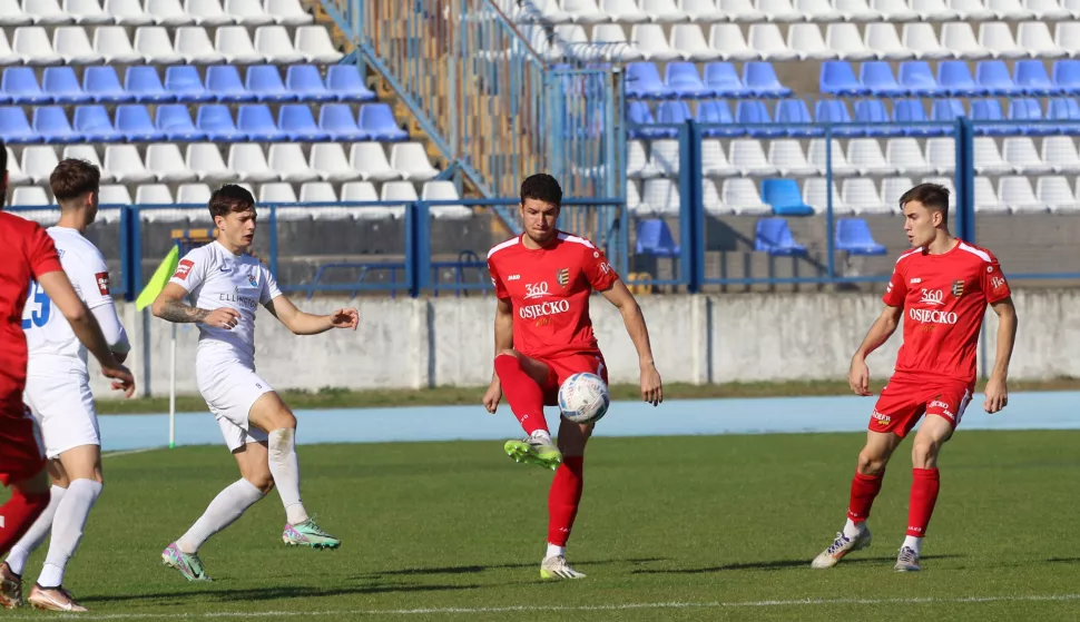 Osijek, 02. 11. 2024, Stadion Gradski vrt. Nogomet, Zrinski Osječko 1664 - Vukovar 1991, SuperSport Prva liga.snimio GOJKO MITIĆ