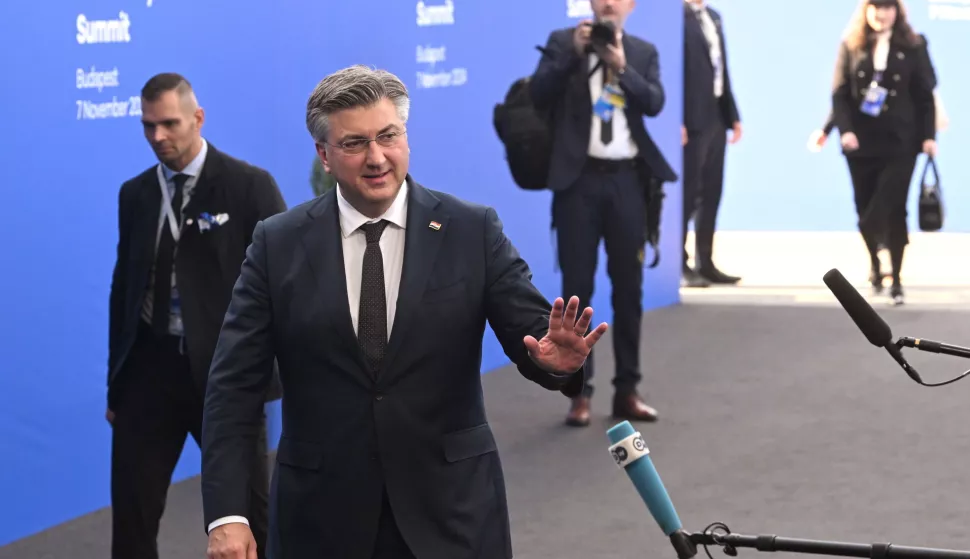 epa11707089 Croatian Prime Minister Andrej Plenkovic arrives to the 5th summit of the European Political Community (EPC) held in Puskas Arena in Budapest, Hungary, 07 November 2024. EPA/SZILARD KOSZTICSAK HUNGARY OUT