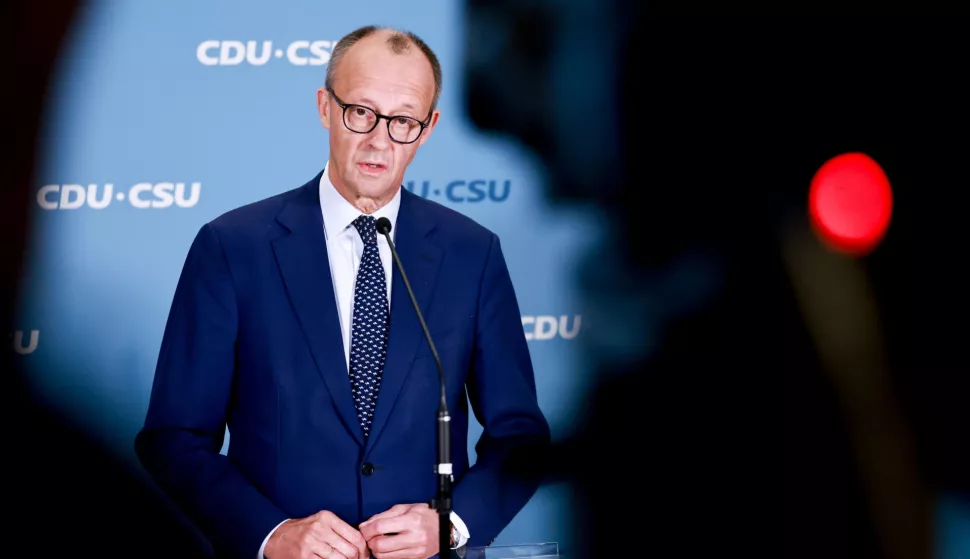 epa11706711 Chairman of the Christian Democratic Union (CDU) party and faction Friedrich Merz gives a statement before a session of the German parliament, in Berlin, Germany, 07 November 2024. German Chancellor Olaf Scholz announced on 06 November, the dismissal of German Finance Minister Christian Lindner in the course of ongoing consultations between parts of the so-called traffic light coalition of the SPD, Greens and FDP. EPA/HANNIBAL HANSCHKE