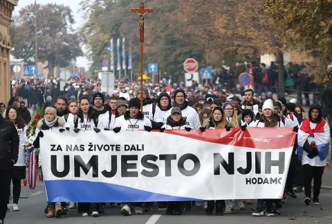 Vukovar, 18. 11. 2024., kolona sjećanja, Vukovar 2024SNIMIO BRUNO JOBST