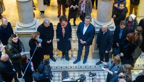 Zagreb, 23.11.2024. - Izložbom Dubravke Lošić "Punćela" otvorio se novi izložbeni prostor Nacionalnog muzeja moderne umjetnosti u Oktogonu. Na otvorenju je sudjelovao predsjednik Vlade Andrej Plenković i ministrica kulture i medija Nina Obuljen Koržinek. foto HINA/ Edvard ŠUŠAK/ es